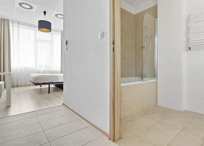 Jerozolimskie 216 By Solarento Apartman