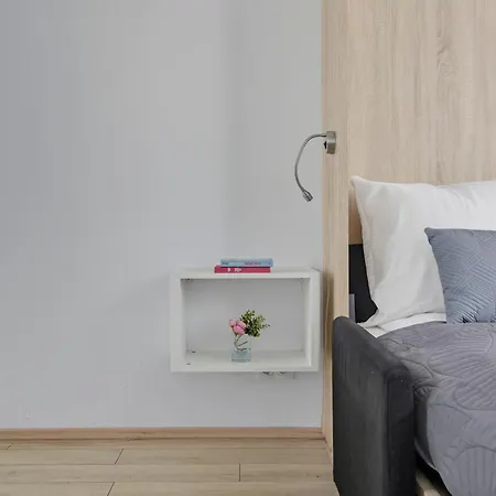 Jerozolimskie 216 By Solarento *